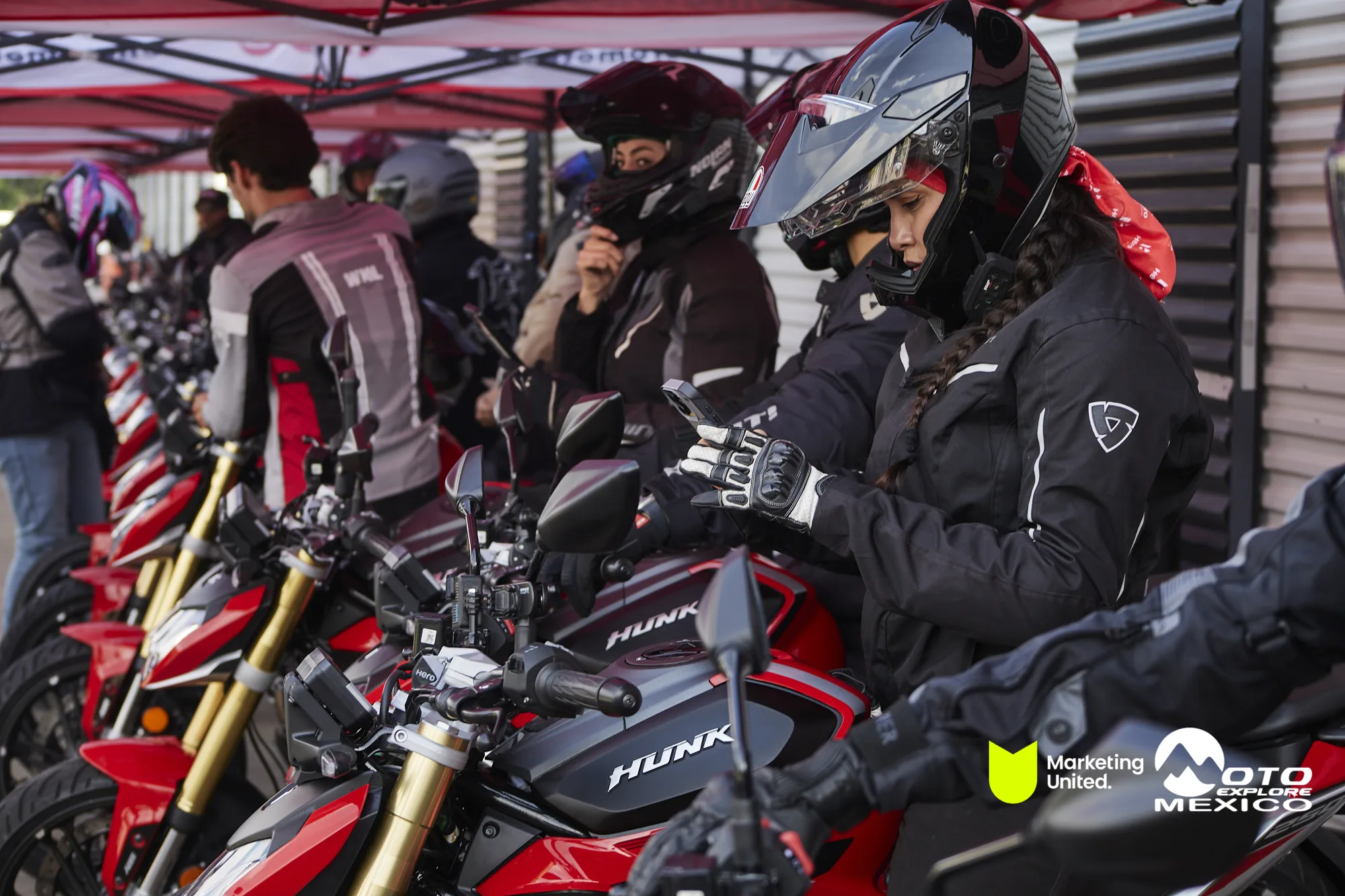 HUNK TRACKDAY 221